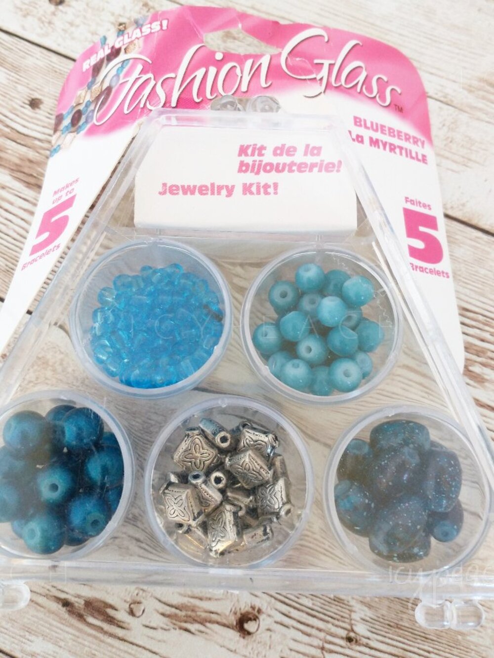 Cousin Fashion Glass Jewelry Kit Blueberry 5 Bracelets Teal Blue Silvertone